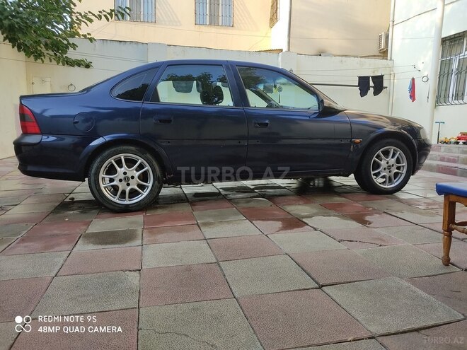 Opel Vectra 1998, 313,000 km - 1.8 l - Bakı