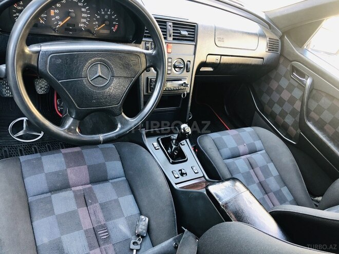 Mercedes C 180 1995, 390,000 km - 1.8 л - Bakı