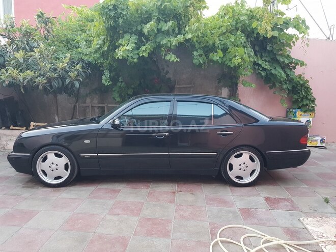 Mercedes E 200 1998, 338,000 km - 2.0 l - Bakı