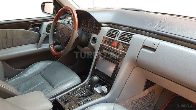 Mercedes E 200 1998, 338,000 km - 2.0 l - Bakı