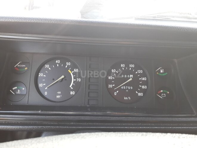 LADA (VAZ) 2107 2004, 46,758 km - 1.6 л - Yevlax