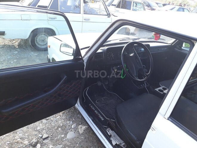 LADA (VAZ) 2107 2004, 46,758 km - 1.6 л - Yevlax
