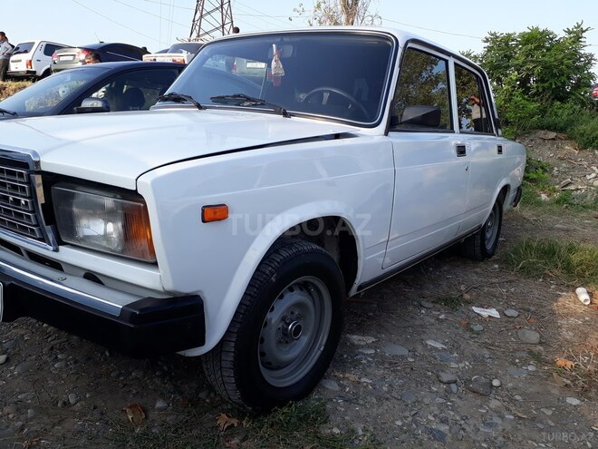 LADA (VAZ) 2107 2004, 46,758 km - 1.6 л - Yevlax