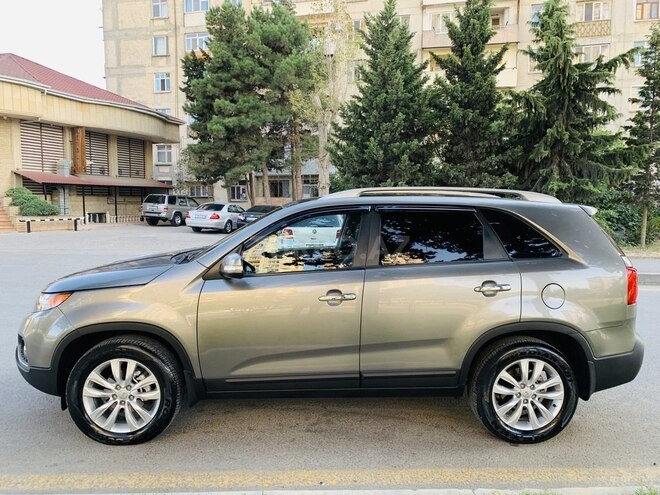 Kia Sorento 2010, 81,700 km - 2.0 l - Bakı