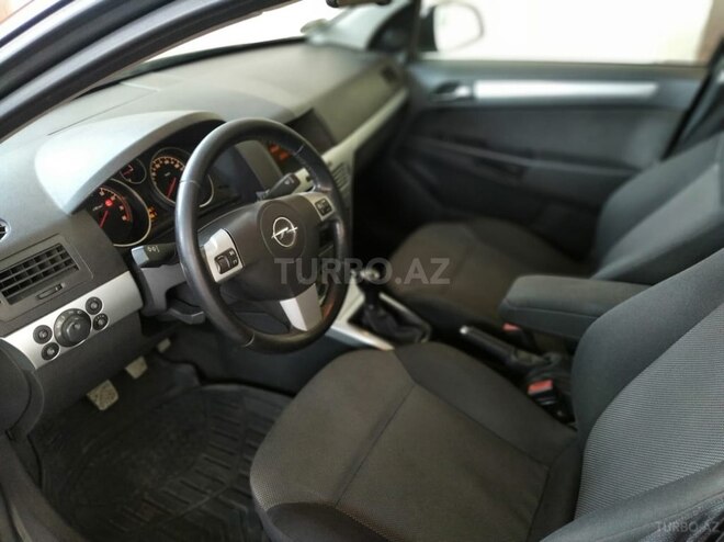 Opel Astra 2009, 246,000 km - 1.4 l - Bakı