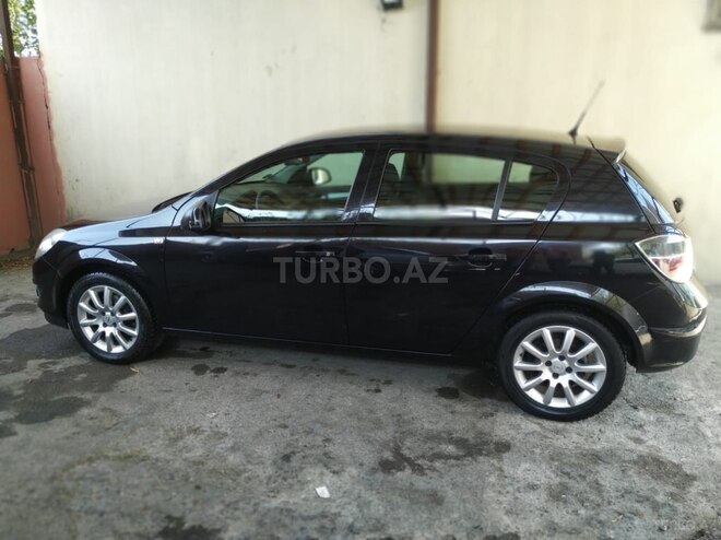 Opel Astra 2009, 246,000 km - 1.4 l - Bakı