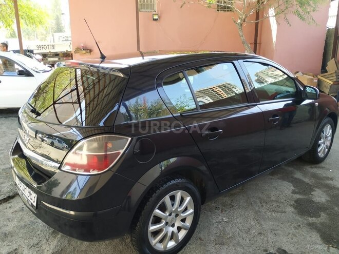 Opel Astra 2009, 246,000 km - 1.4 l - Bakı