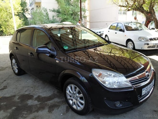 Opel Astra 2009, 246,000 km - 1.4 l - Bakı