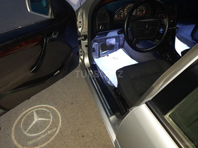 Mercedes C 180 1997, 130,000 km - 1.8 l - Gəncə
