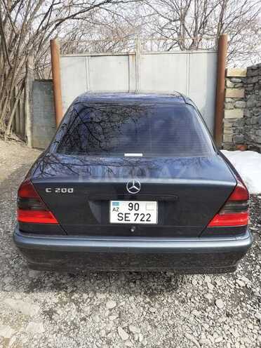 Mercedes C 200 2000, 230,000 km - 2.0 l - Qəbələ