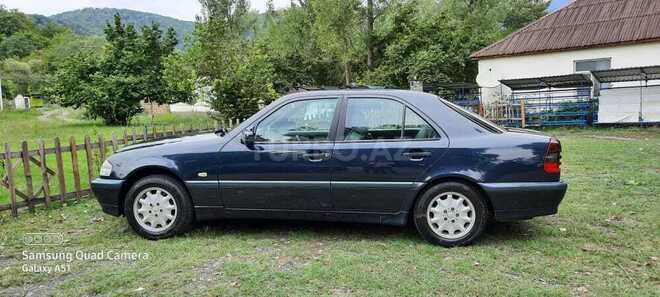 Mercedes C 200 2000, 230,000 km - 2.0 l - Qəbələ