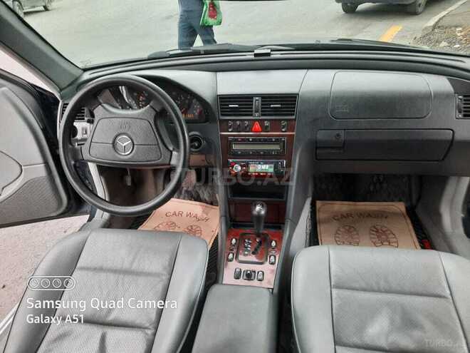 Mercedes C 200 2000, 230,000 km - 2.0 l - Qəbələ