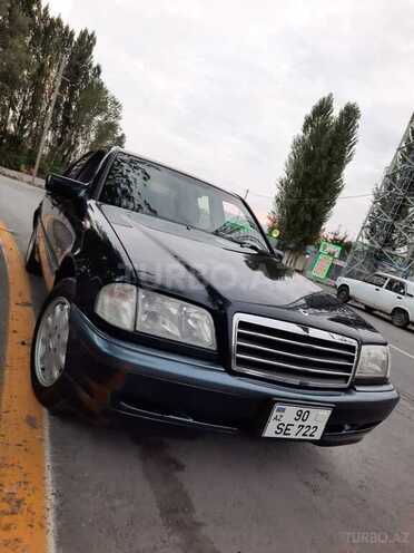 Mercedes C 200 2000, 230,000 km - 2.0 l - Qəbələ