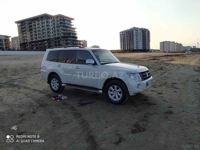 Mitsubishi Pajero 2012, 215,000 km - 3.5 l - Bakı