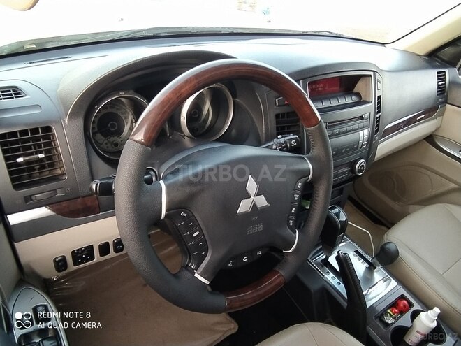Mitsubishi Pajero 2012, 215,000 km - 3.5 l - Bakı