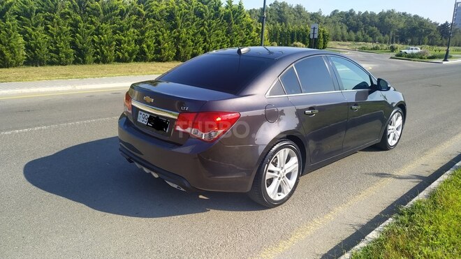 Chevrolet Cruze 2015, 100,000 km - 1.4 l - Naftalan