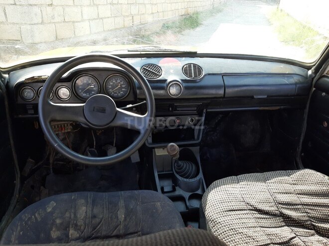 LADA (VAZ) 2106 1984, 210,000 km - 1.6 l - Şirvan