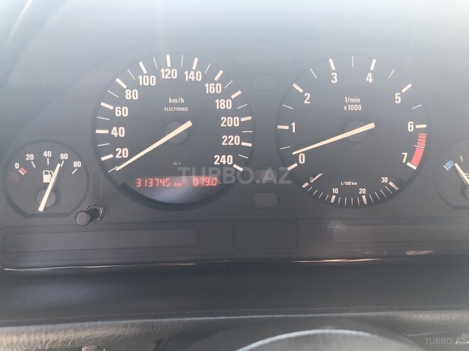 BMW 520 1992, 313,745 km - 2.0 l - Bakı