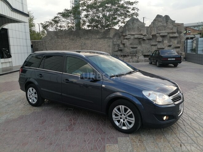 Opel Astra 2009, 149,000 km - 1.3 l - Bakı