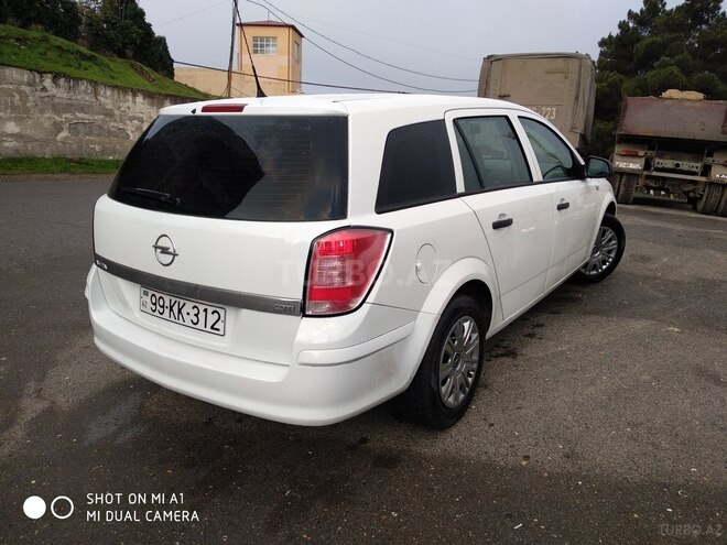 Opel Astra 2009, 220,000 km - 1.3 л - Bakı