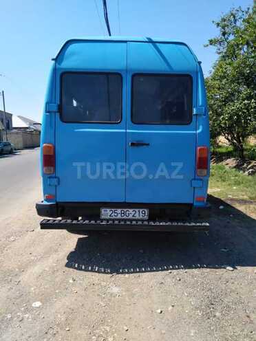 Mercedes 208 D 1998, 123,456 km - 2.8 л - Gəncə