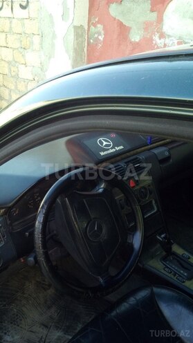 Mercedes E 300 1995, 397,000 km - 3.0 l - Bakı