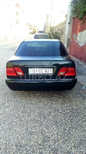 Mercedes E 300 1995, 397,000 km - 3.0 l - Bakı