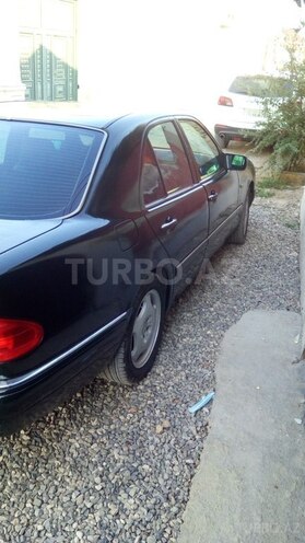 Mercedes E 300 1995, 397,000 km - 3.0 l - Bakı