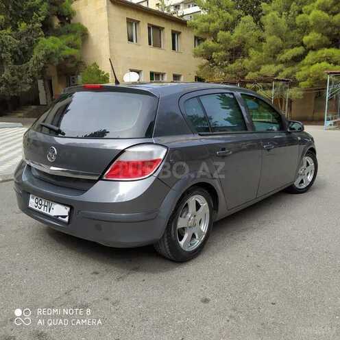 Opel Astra 2005, 200,000 km - 1.6 l - Bakı