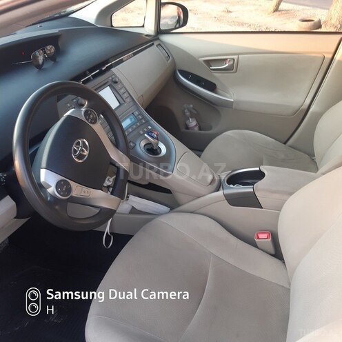 Toyota Prius 2013, 132,000 km - 1.8 l - Bakı