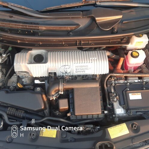 Toyota Prius 2013, 132,000 km - 1.8 l - Bakı