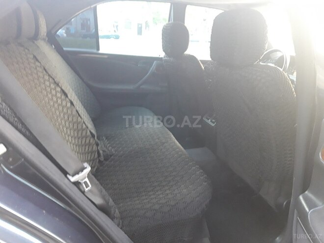 Mercedes E 220 2000, 350,000 km - 2.2 l - Bakı