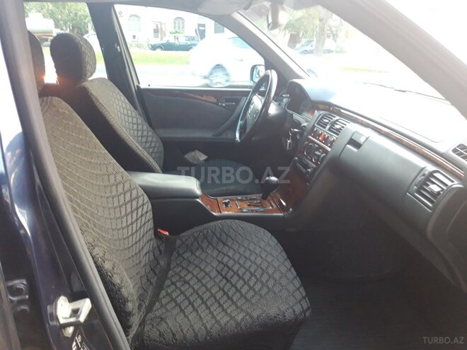 Mercedes E 220 2000, 350,000 km - 2.2 l - Bakı