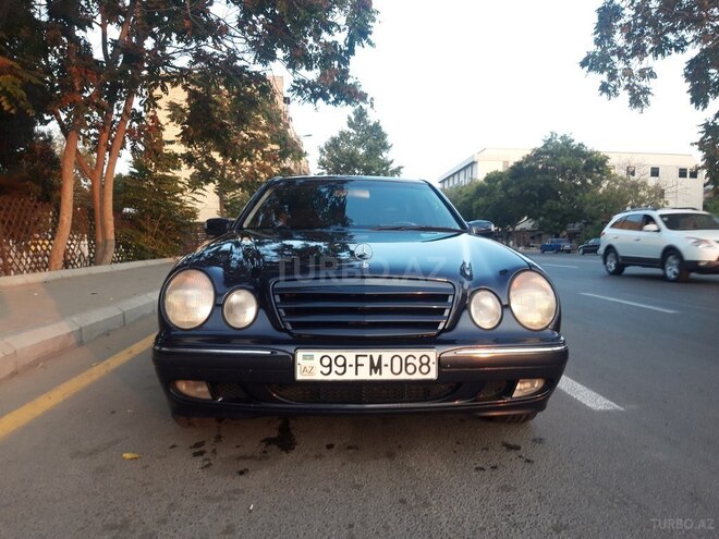 Mercedes E 220 2000, 350,000 km - 2.2 l - Bakı