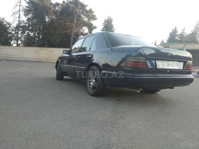 Mercedes E 250 1992, 227,272 km - 2.5 l - İmişli