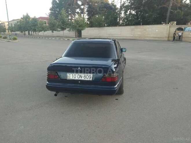 Mercedes E 250 1992, 227,272 km - 2.5 l - İmişli