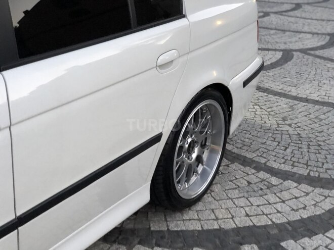BMW 525 2001, 180,456 km - 2.5 l - Bakı