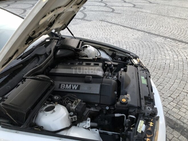 BMW 525 2001, 180,456 km - 2.5 l - Bakı