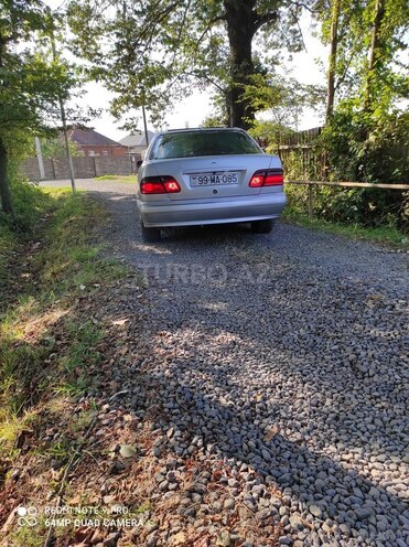 Mercedes E 320 2000, 362,000 km - 3.2 l - Bakı