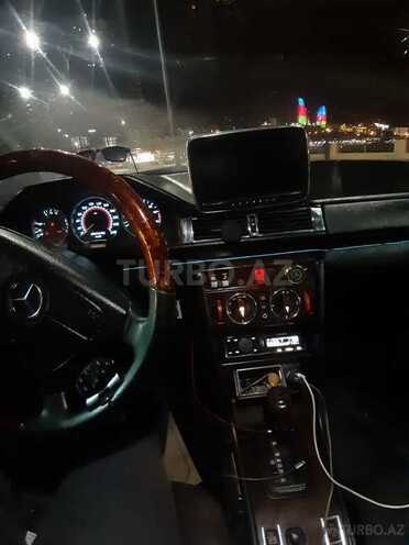 Mercedes E 220 1994, 265,000 km - 2.2 l - Bakı