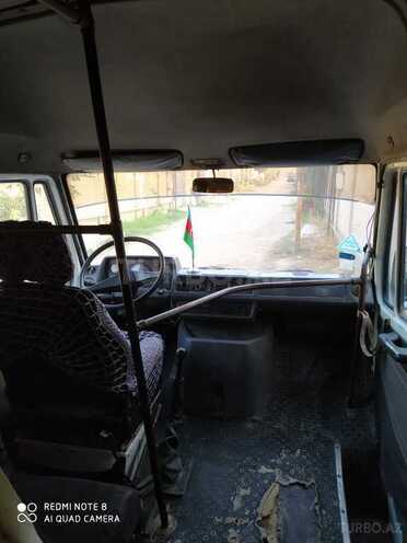 Mercedes 208 D 1993, 123,456 km - 2.4 л - Bakı