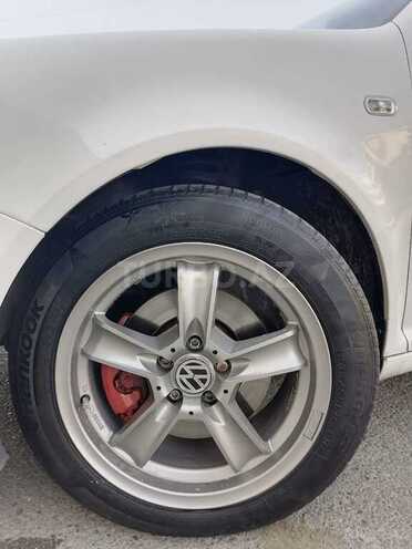 Volkswagen Bora 2001, 272,272 km - 1.4 л - Bakı
