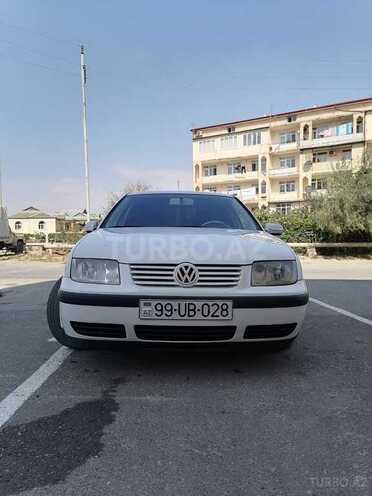 Volkswagen Bora 2001, 272,272 km - 1.4 л - Bakı