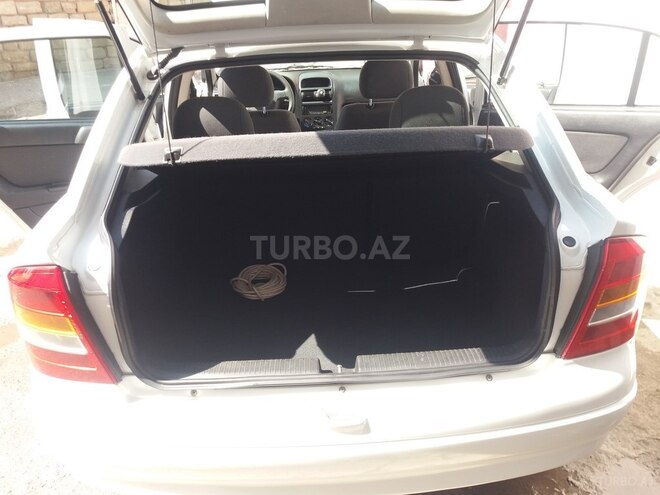 Opel Astra 2005, 122,500 km - 1.4 л - Bakı