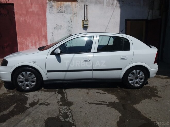 Opel Astra 2005, 122,500 km - 1.4 л - Bakı