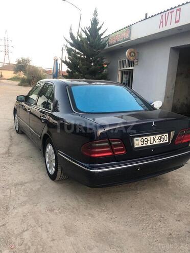 Mercedes E 270 2000, 358,000 km - 2.7 l - Salyan
