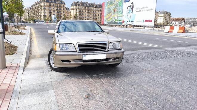 Mercedes C 180 1998, 286,000 km - 1.8 l - Bakı