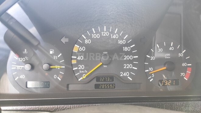 Mercedes C 180 1998, 286,000 km - 1.8 l - Bakı