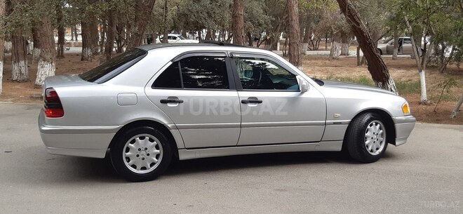 Mercedes C 180 1998, 328,000 km - 1.8 l - Sumqayıt