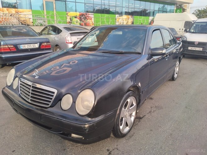 Mercedes E 220 2000, 398,650 km - 2.2 л - Bakı